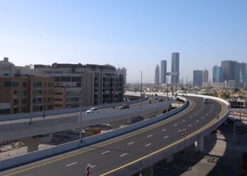 افتتاح پل جدید در دبی ،روان شدن ترافیک بین جمیرا،المیناء و پل اینفینیتی