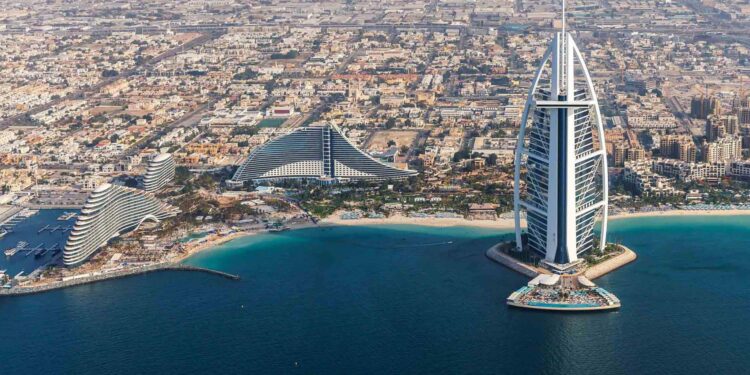 امارات جایگاه خود را بهعنوان مقصد نخست میلیاردرهای جهان تثبیت کرد.